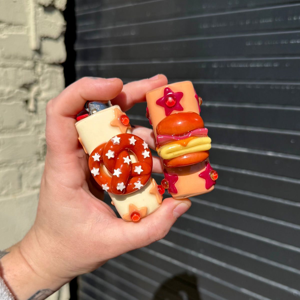 Starry pretzel lighter case